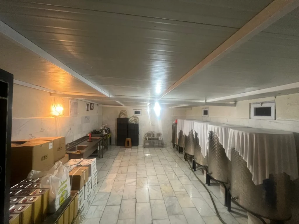 Özdemir zeytinyağı deposu ve dolum tankları